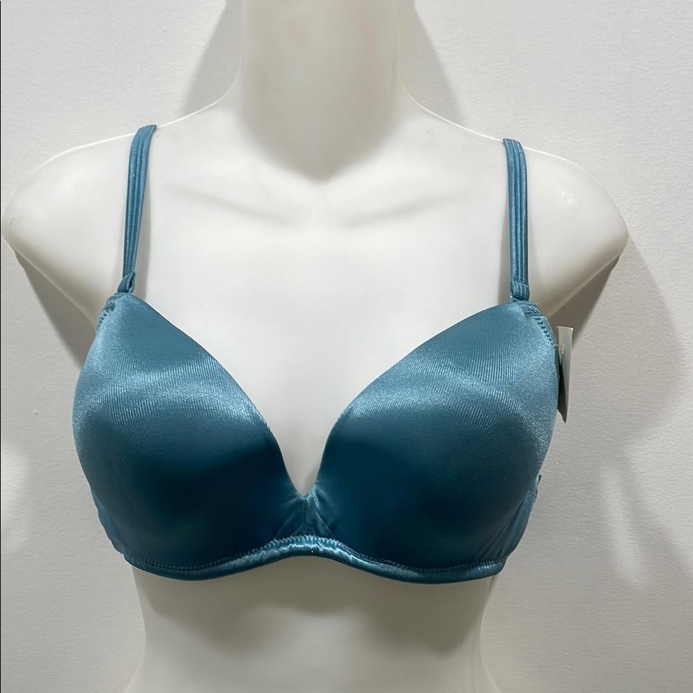 NWT Wonderbra fully convertible Push-Up WonderBoost